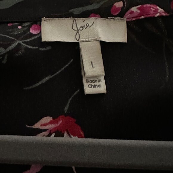 JOIE FLORAL PRINT SILK V-NECK FRENCH CUFFS BLOUSE - Picture 6 of 8